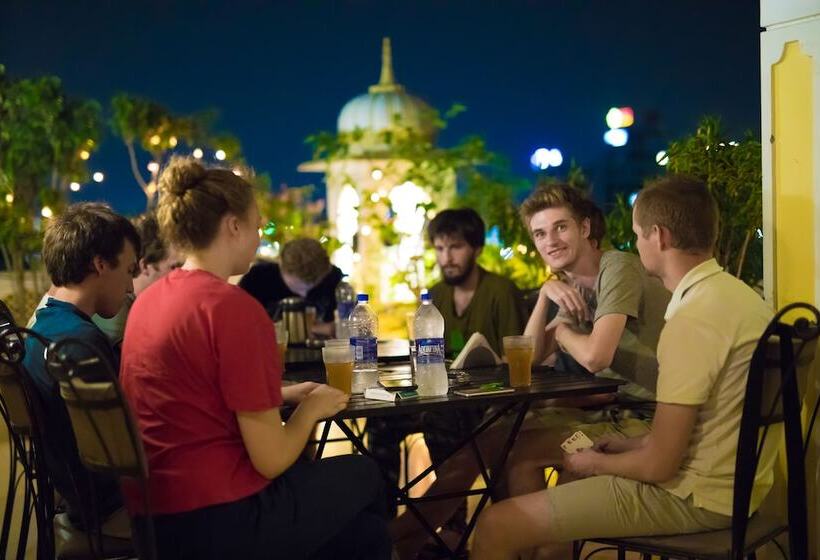 هتل Sunder Palace A Heritage Styled Boutique