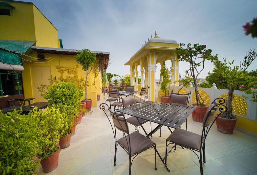 هتل Sunder Palace A Heritage Styled Boutique