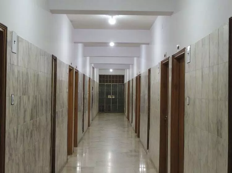 ホテル Super Townhouse Pichola Formerly Vinayak