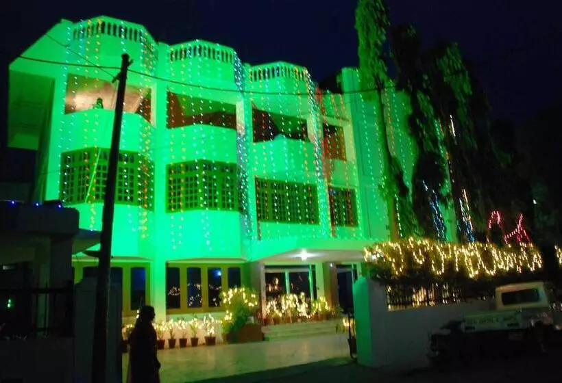 ホテル Super Townhouse Pichola Formerly Vinayak