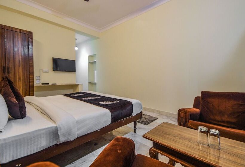 Отель Super Townhouse Pichola Formerly Vinayak