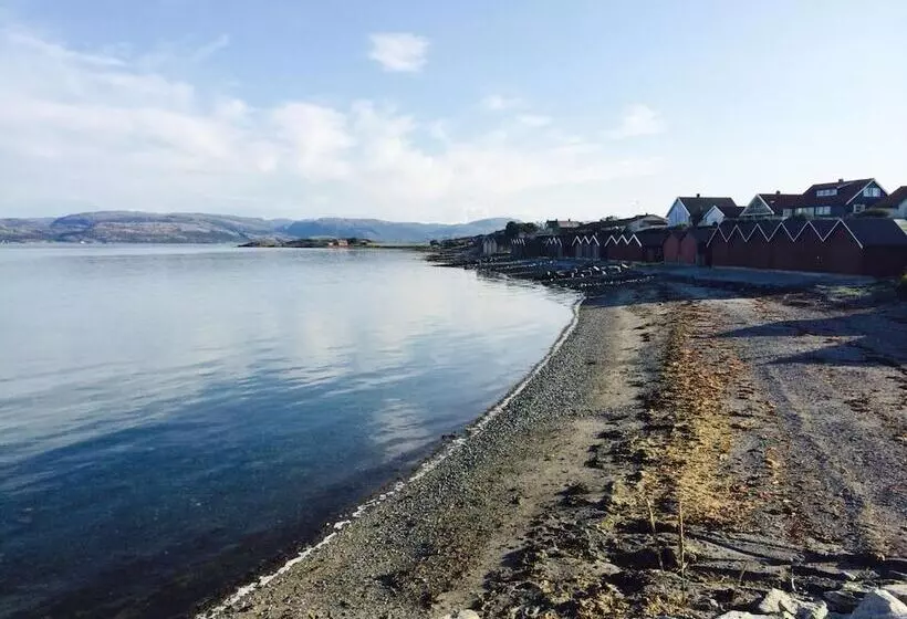 Majatalo Brekstad Gjestehus As