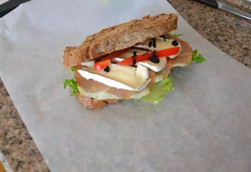 Majatalo Brekstad Gjestehus As