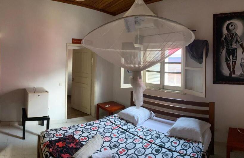 پانسیون Vila Marilyn