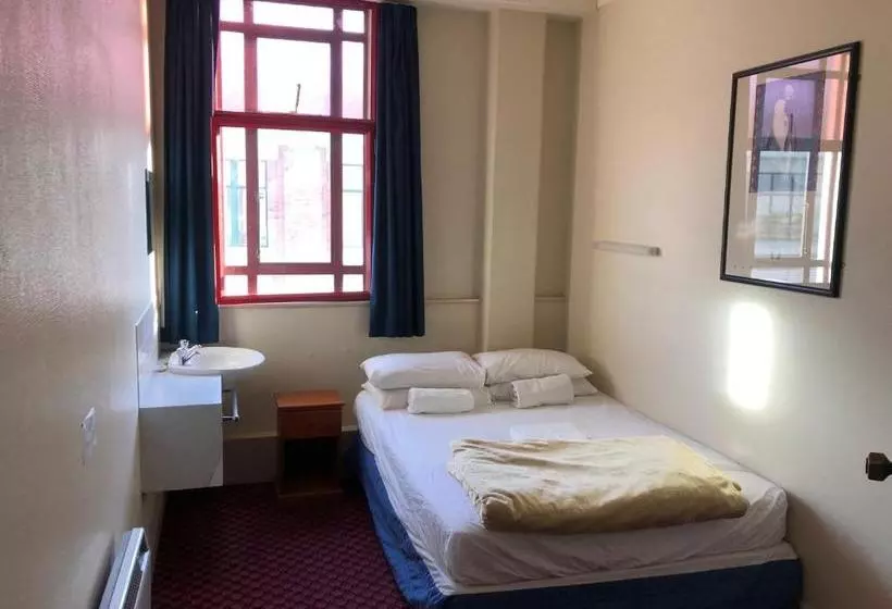 Retkeilymaja Criterion Art Deco Backpackers