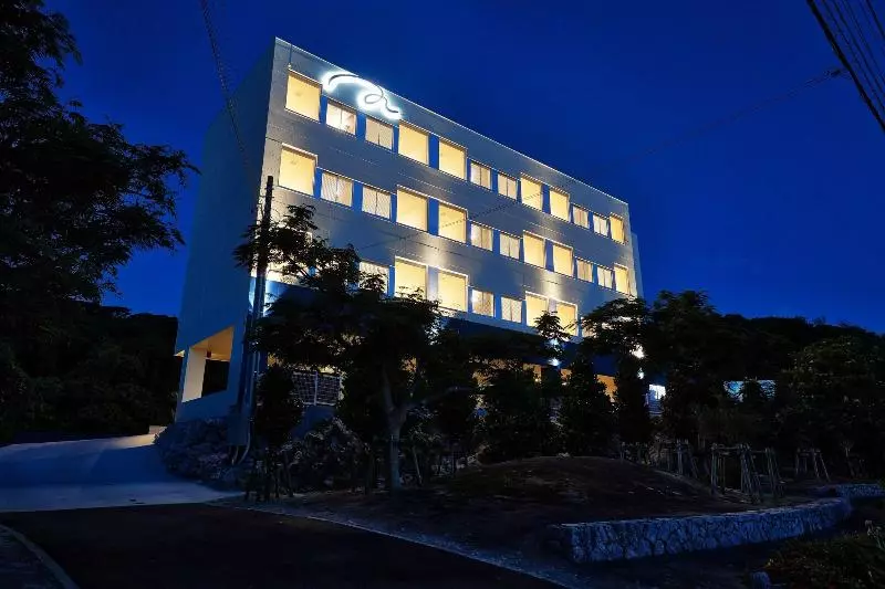 Retkeilymaja Marea Resort Motobu