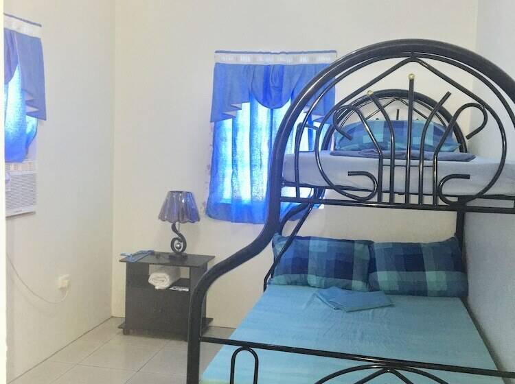 住宿加早餐  Blue Summer Suites