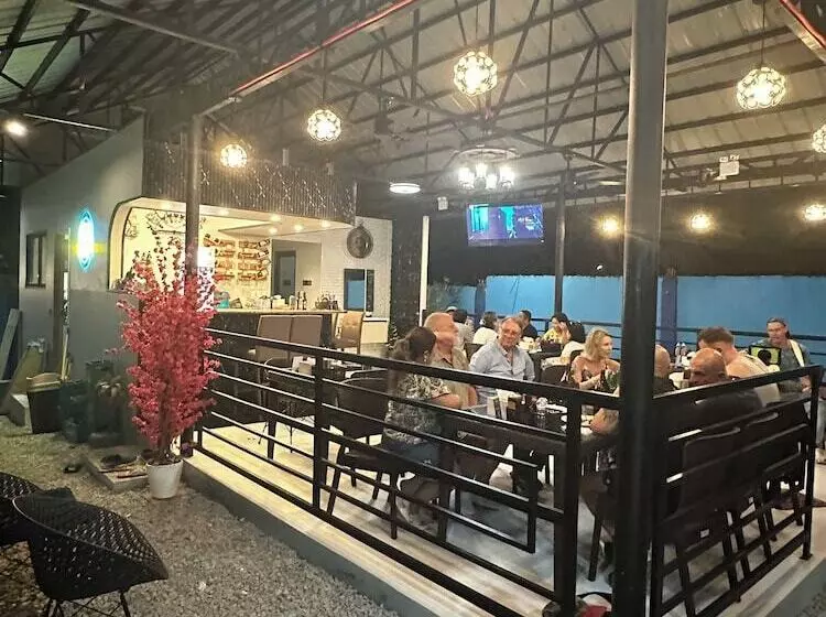 Aamiaismajoitus (B&B) Blue Summer Suites