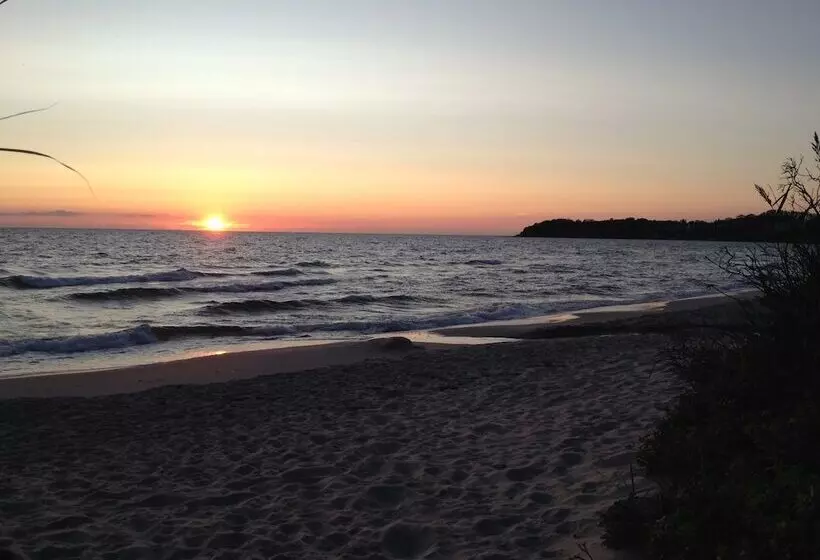 Aamiaismajoitus (B&B) Penalhuzet