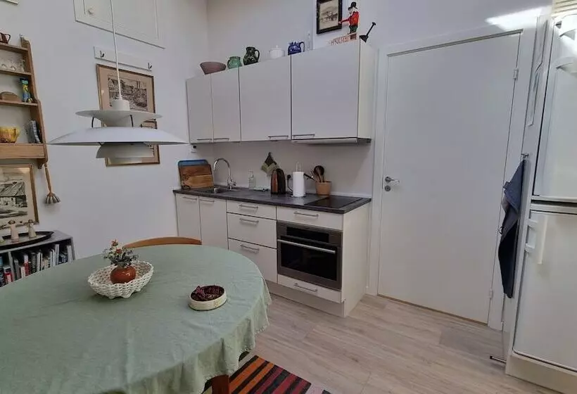 Aamiaismajoitus (B&B) Penalhuzet