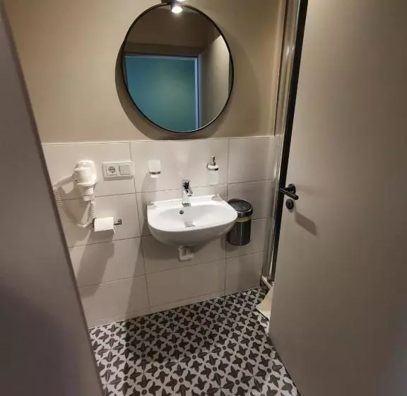 Hostelli Wirtshaus & Hotel Zur Alten Brauerei Zapf