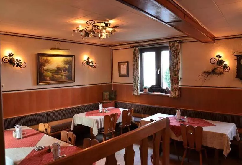 Hostelli Wirtshaus & Hotel Zur Alten Brauerei Zapf