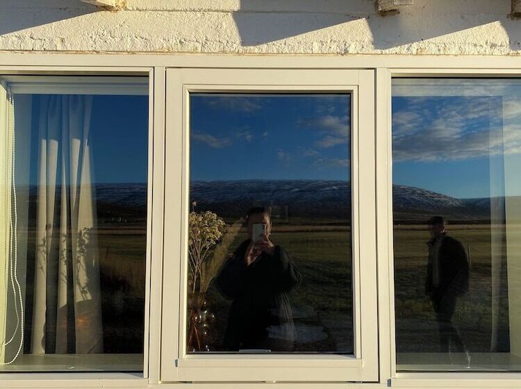 בית מלון כפרי Fljotsbakki Farm