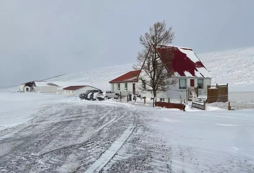 هتل Fljotsbakki Farm