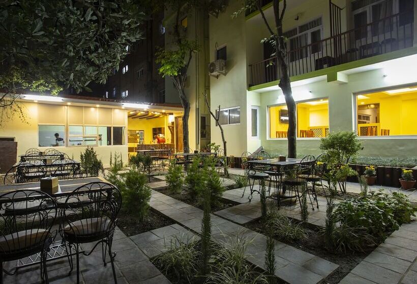 هتل Sapana Garden Thamel