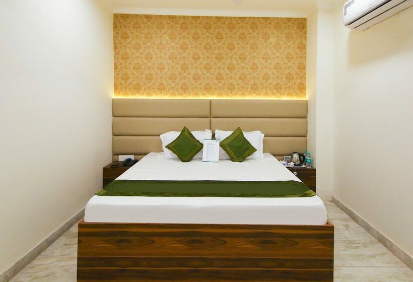 בית מלון כפרי Treebo The Vantage