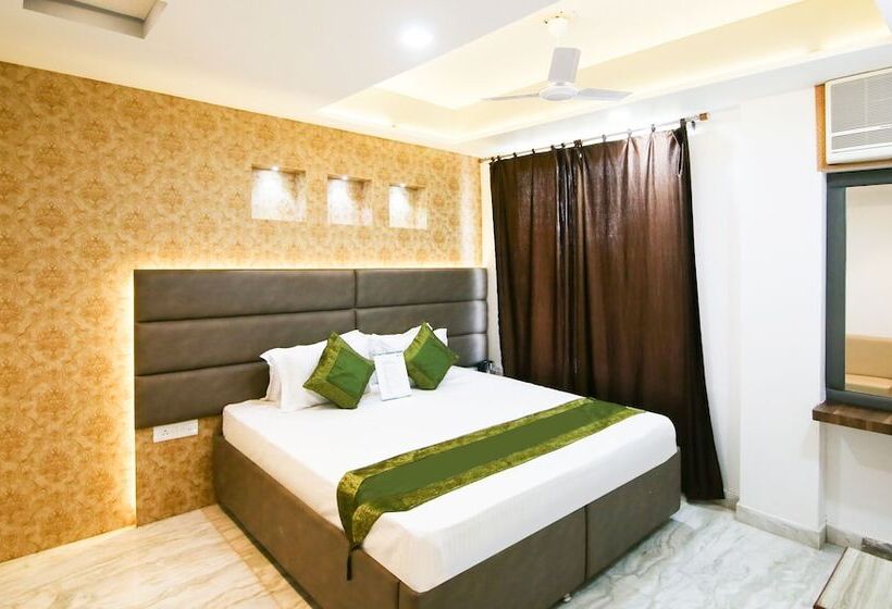 בית מלון כפרי Treebo The Vantage