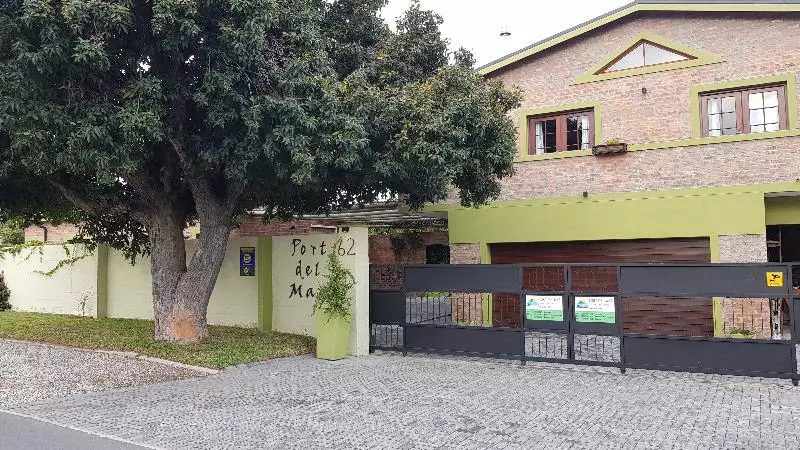 Majatalo Port Del Mar Guesthouse