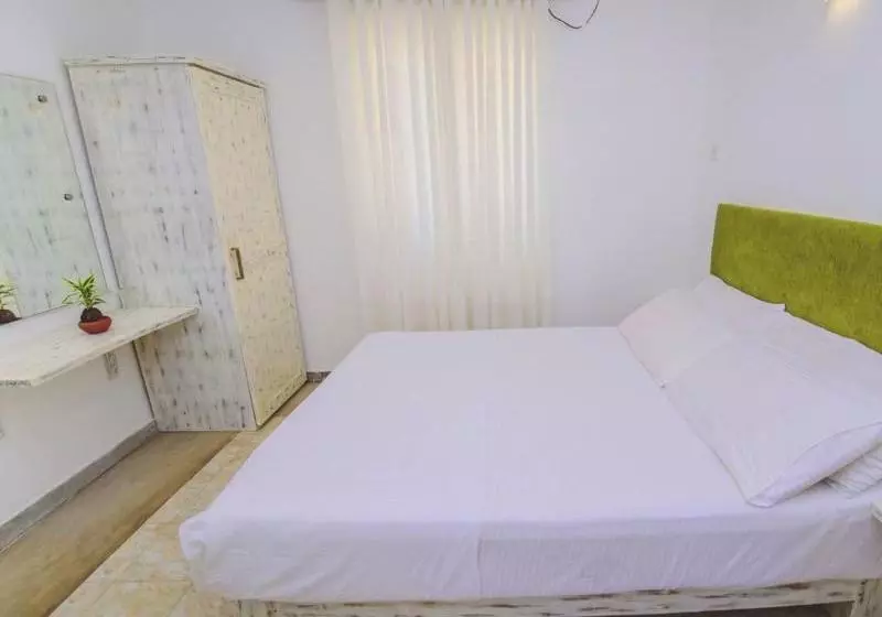 پانسیون Una J Villa
