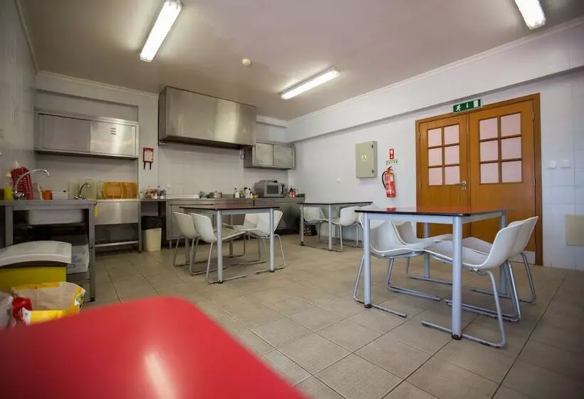 Retkeilymaja Hi Portimao  Pousada De Juventude