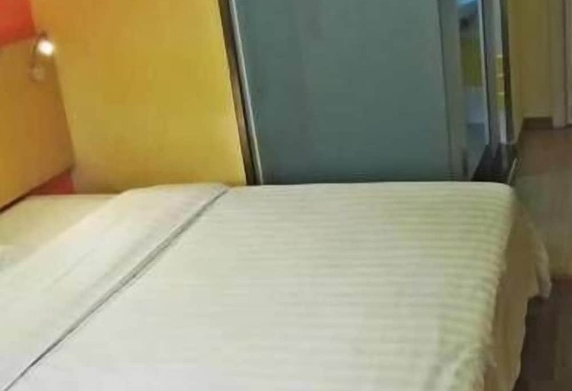 Отель 7 Days Inn