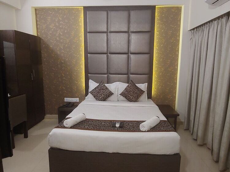 فندق Sand Silver Business