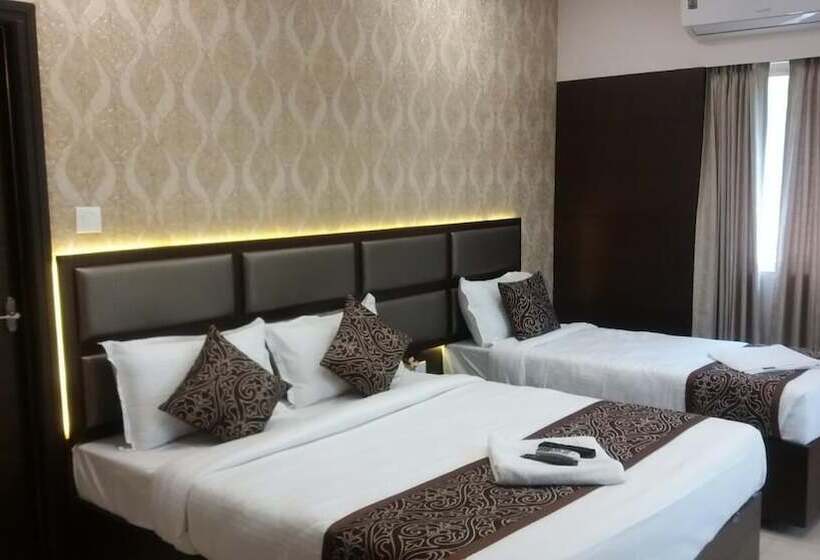 فندق Sand Silver Business