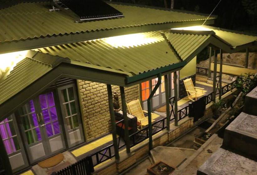 Hotel Train View Chalet