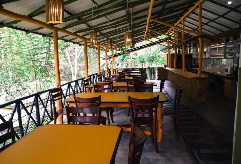 Hotel Train View Chalet