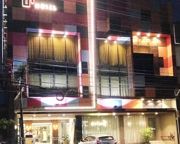 J7 Hotel Iloilo
