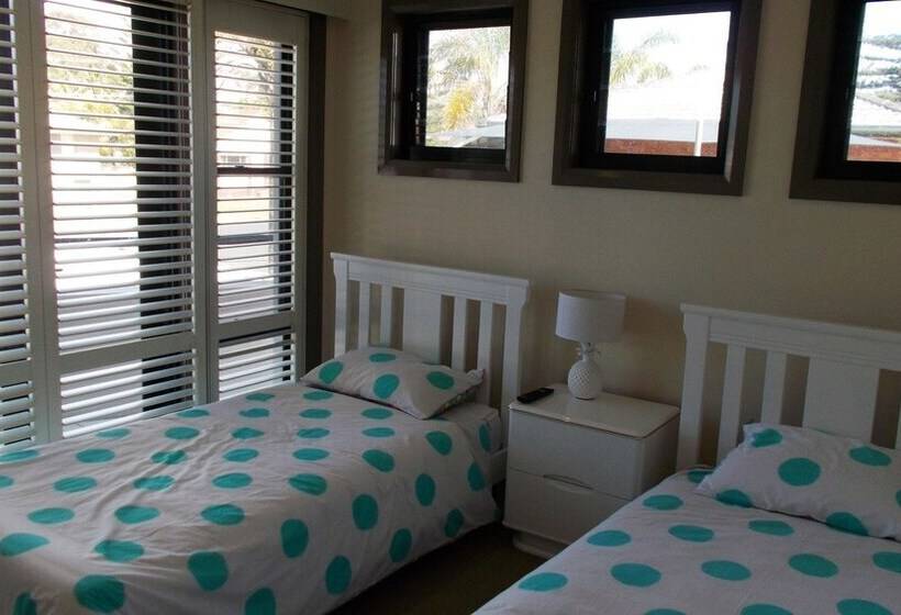 La Bella Vita At South West Rocks No Sheets Or Towels Provided