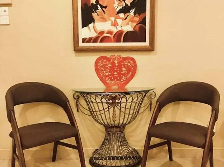 Majatalo Botanic Elegant Suite Klang