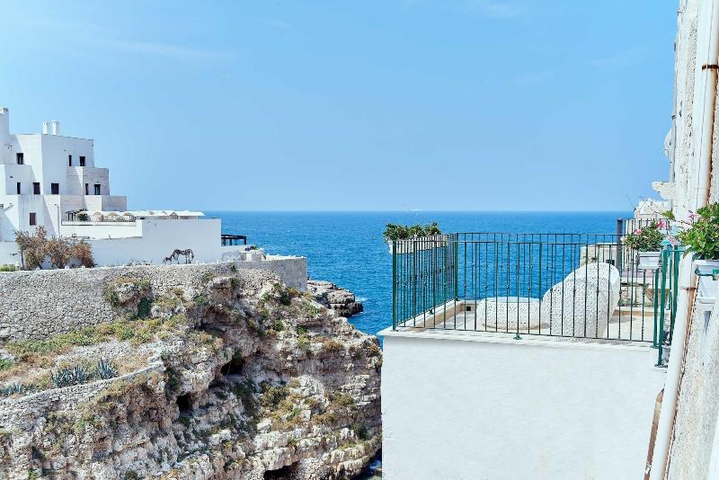 پانسیون Posea  Polignano Sea Suites