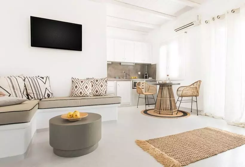 Perla Suites   Delmar Collection