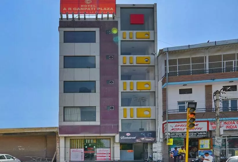 Hotelli A R Ganpati Plaza By Oyo Rooms