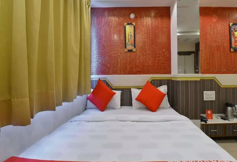 Hotelli A R Ganpati Plaza By Oyo Rooms