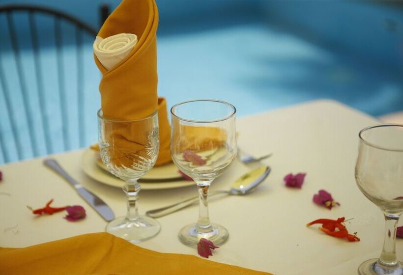 Отель Auberge Etoile Mirleft