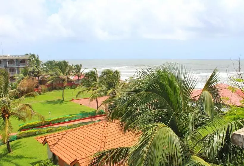 هتل Baga Fantacia Beach Inn