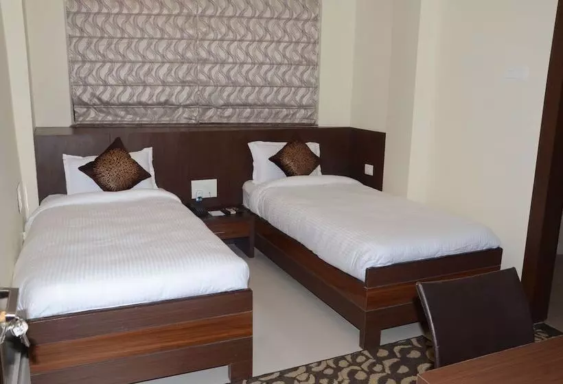 Hotel Mercury Residency