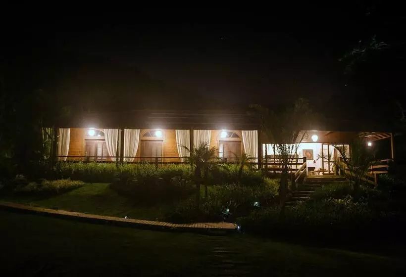 ホテル Pousada Tucano Do Cuiabá