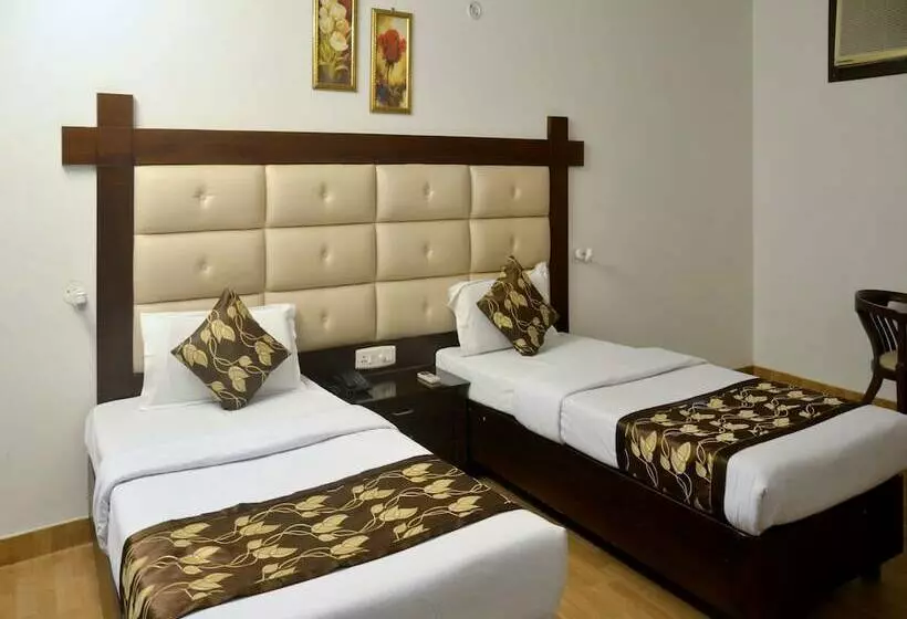 ホテル Tarang Banquets & Conference Centre