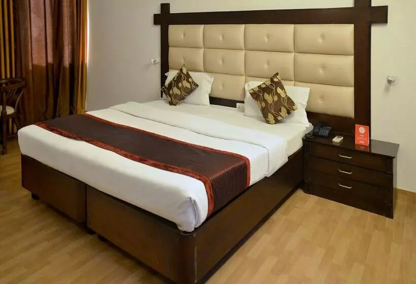 ホテル Tarang Banquets & Conference Centre