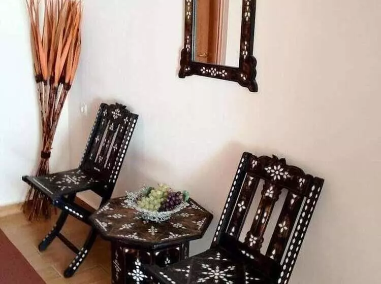 پانسیون ξενωνασ εξαρχοσ