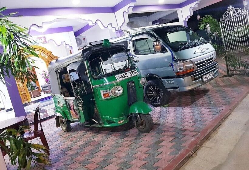 Pension Snp Star Guest House