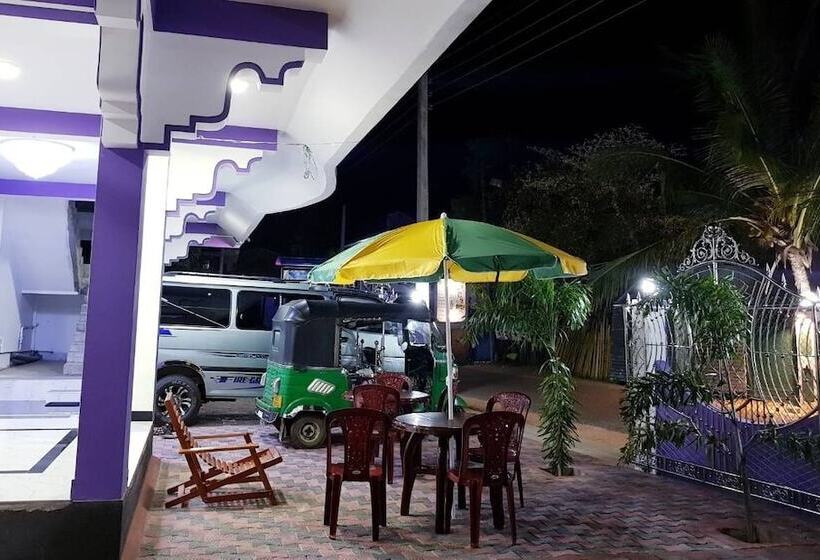 Pension Snp Star Guest House