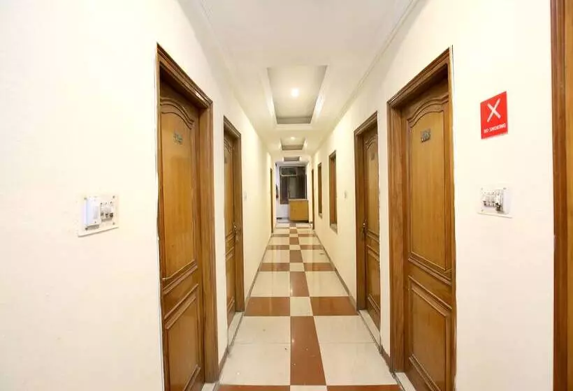 Yogesh Hotel & Restaurent