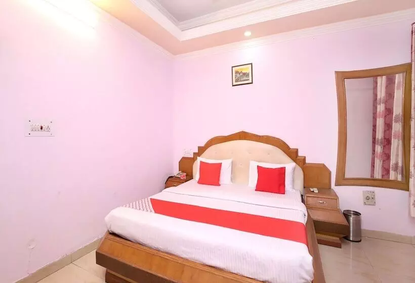 Yogesh Hotel & Restaurent