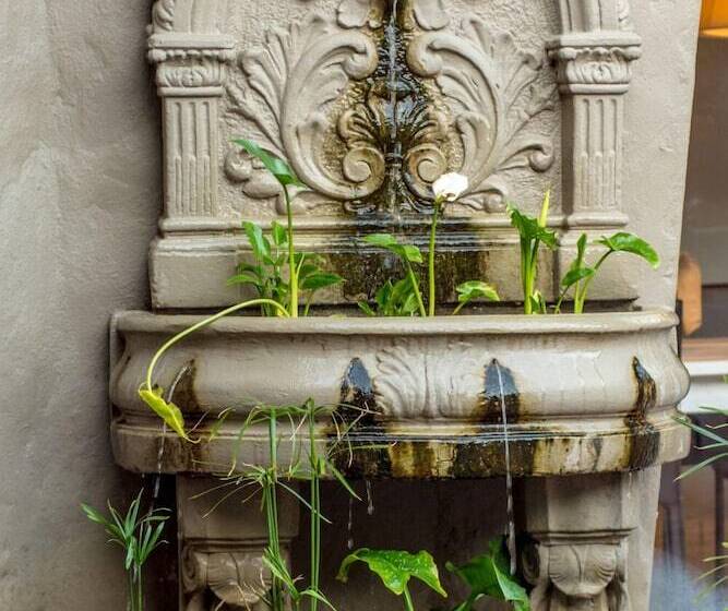 住宿加早餐  Benguela