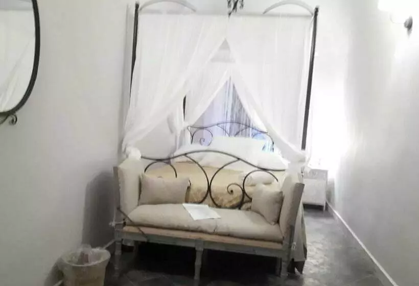 تختخواب و صبحانه La Casa Di Alma Luxury Rooms