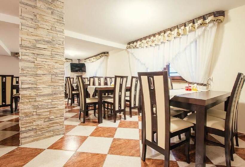 مبيت وإفطار Willa Kamila